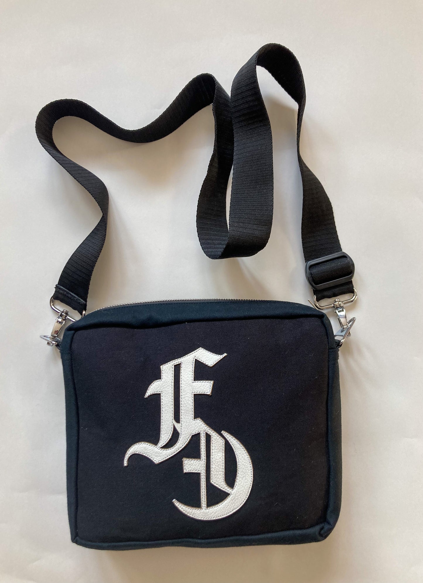 Leather FE logo bag